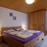 Sylvia Beim Waldrand Feriehus Goessweinstein